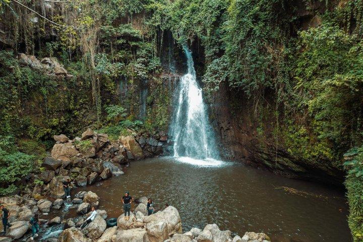 Explore the majestic Materuni Waterfalls and Chemka Hotsprings