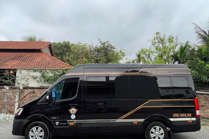 Hanoi to Halong Bay Transfer: Private Limousine or Private Car