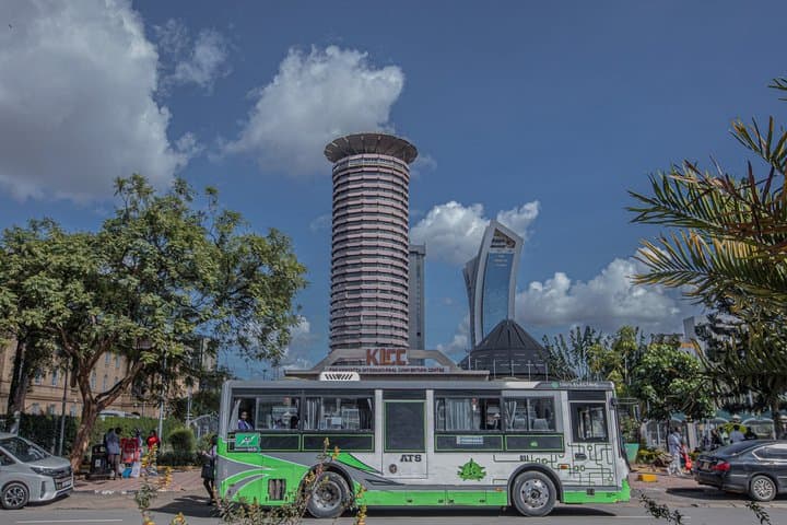Nairobi Green Bus City Sightseeing Tour 4 Hours