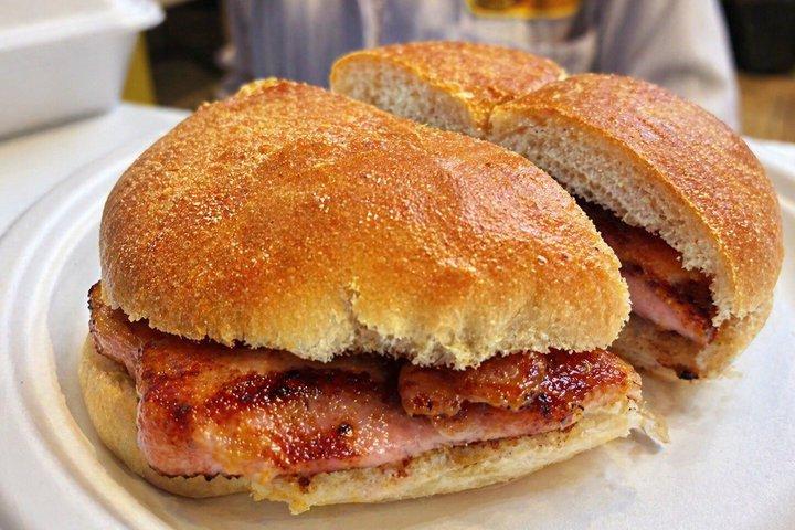 Hungry Hogtown St. Lawrence Market & Old Town Food & History Tour