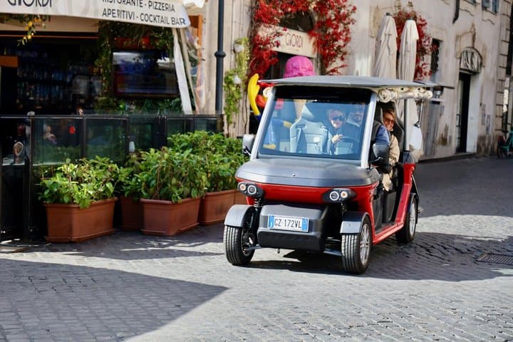 Rome City Tour by Golf Cart: Relax & Explore