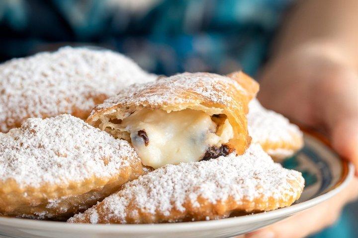 Cooking class in Palermo traditional Sicilian holiday cakes
