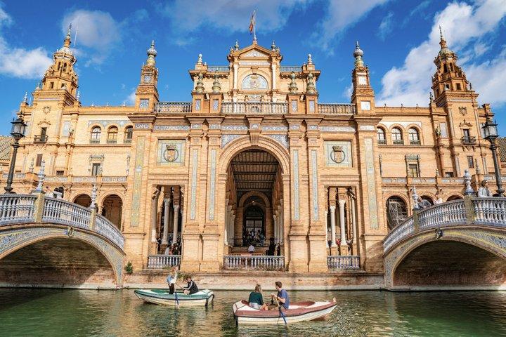 Seville Tuk Tuk Private Discovery Tour & Highlights (1-2 hours)