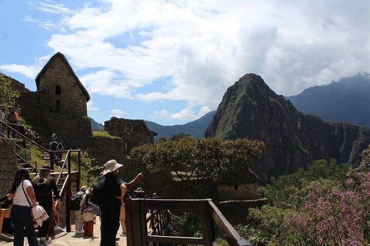 Circuit 2 All In Machu Picchu Private Transport Train and Guide