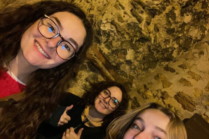 Lyon Ghost Hunt: Follow the Shadows Exploration Game