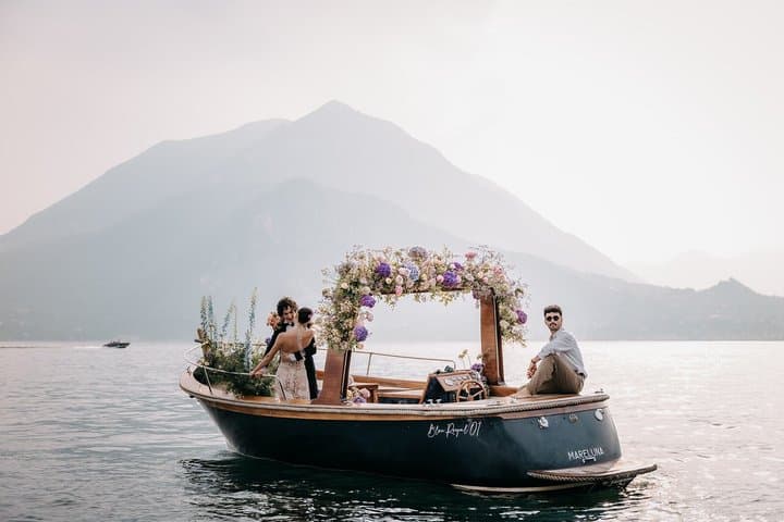 Private Boat Tour on Lake Como Wooden Boat - Gozzo