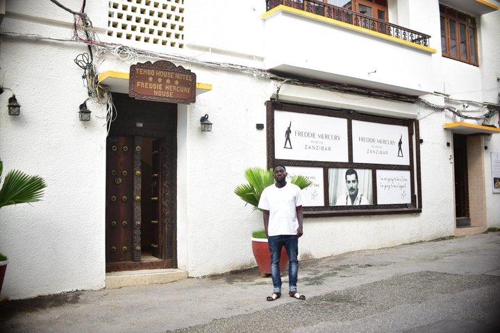 Stone Town Guided Walking Tour: Shopping, Culture & History