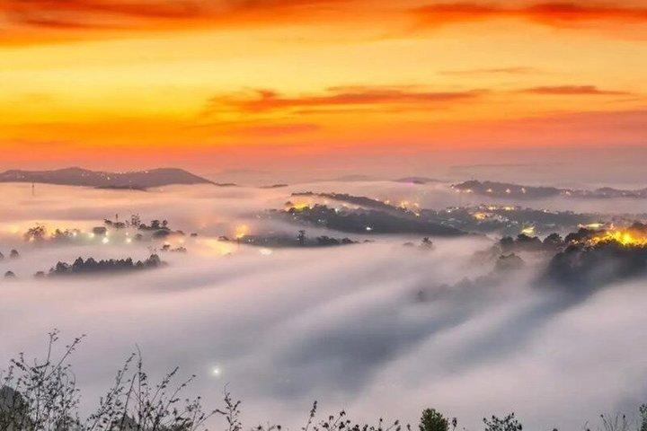 Dalat Morning Glory A Sunrise and Cloud Hunting Tour