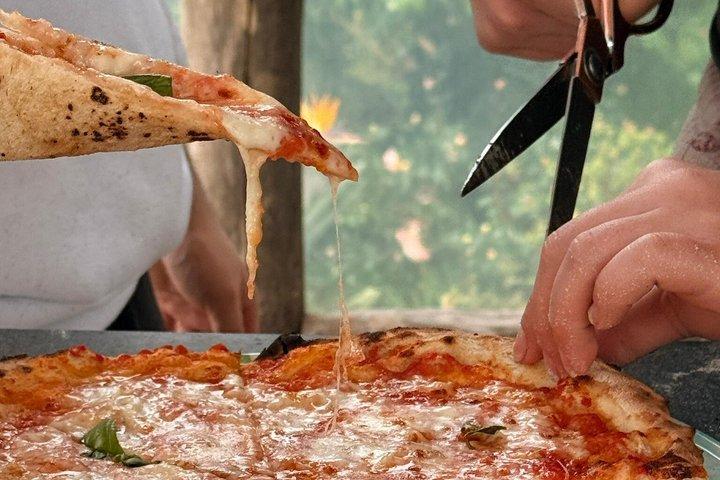 Authentic Pizza & Tiramisu Class in a Sorrento Lemon Garden