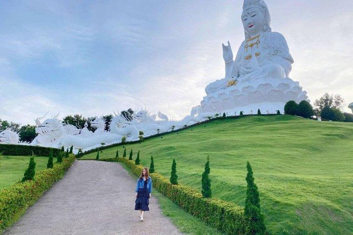 Full Day Chiang Rai 3 Temples White, Blue,Big Bhudha Temples