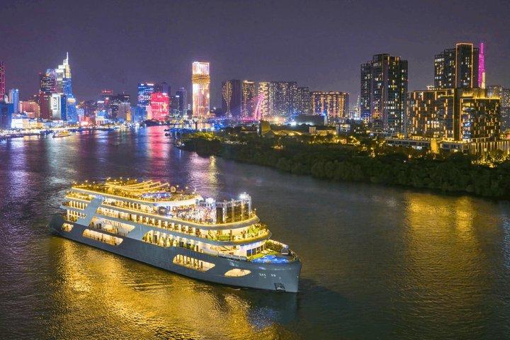 Rever Saigon Luxury Dinner Cruise with Hotel Pickup & Dinner