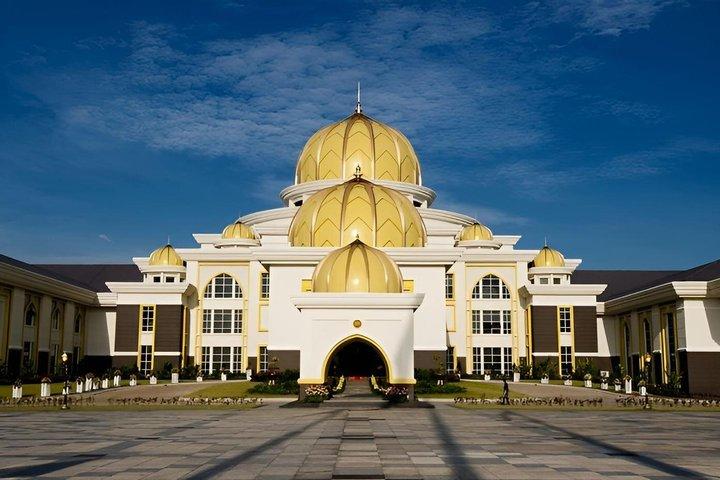 Kuala Lumpur City & Batu Caves Combo Tour
