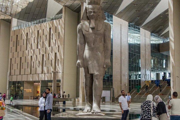 Private Giza Pyramids & Grand Egyptian Museum Tour