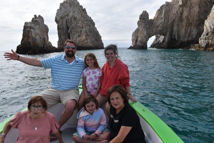 Whale Watching Cabo Female crew, sightings Guaranteed, Photos