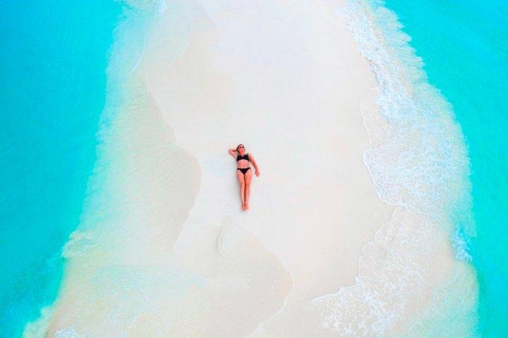 Zanzibar Day Trip to Prison Island and Nakupenda Sandbank