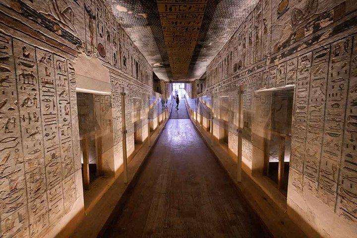 Private Full Day Tour of Luxor West Bank Temples and Tombs