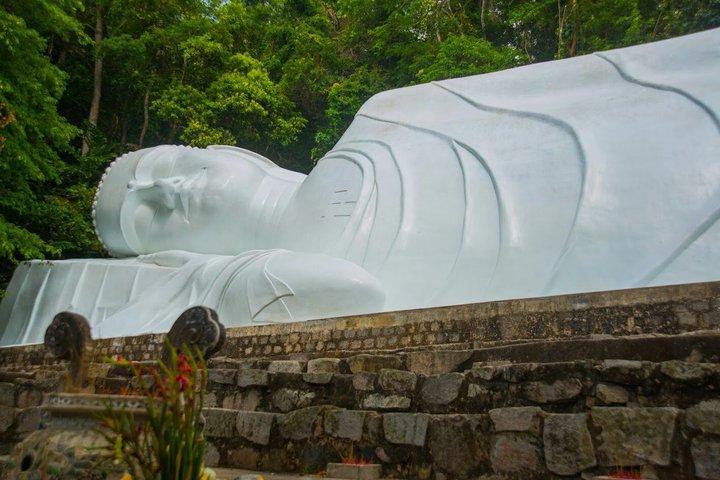 Ta Cu Mountain and Reclining Buddha Tour from Mui Ne