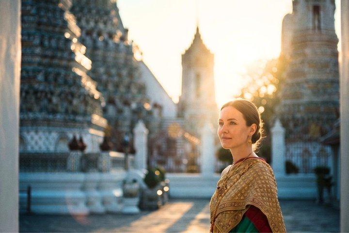 Wat Arun Traditional Thai Costume Experience