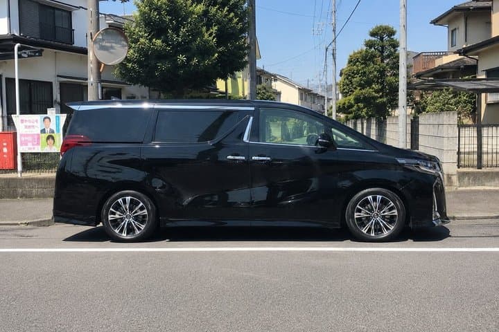 Tokyo: Private Transfer Between Narita Airport & City