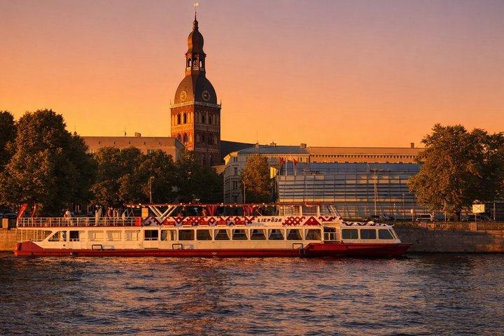 Gulf of Riga Sunset Boat 2.5h Cruise
