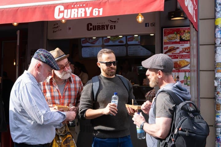 Berlin Food Tour with Full Meal & Drinks by Do Eat Better
