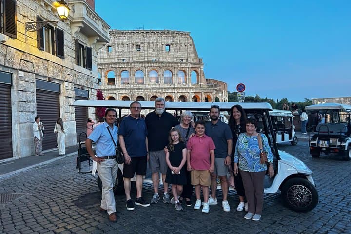 Rome:Fun Private & Group Tour in Golf Cart 90 minutes