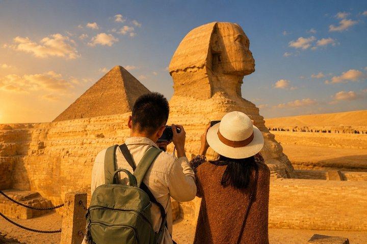 Private Giza Pyramids, Egyptian Museum & Old Cairo Experience