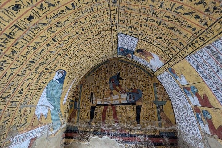 Private Luxor West Bank Tour: Valley of Kings & Hatshepsut Temple