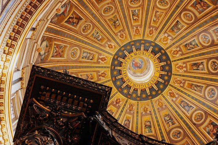 St. Peter's Basilica & The Vatican Tombs: A Self-Guided Journey
