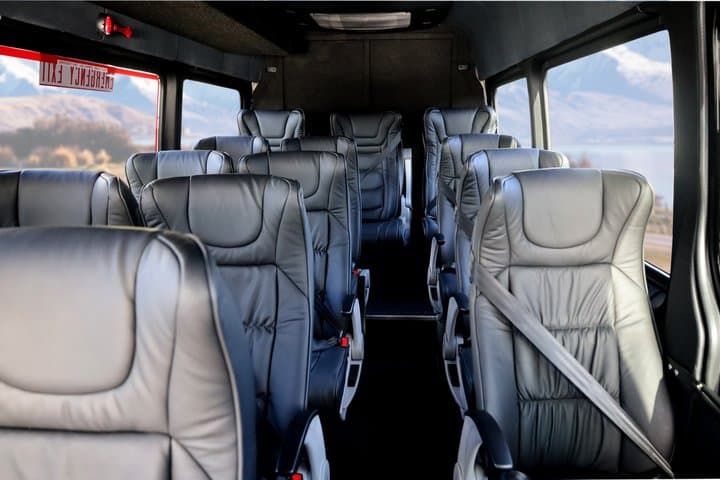 Hobbiton, Waitomo, Rotorua & Taupo 2-Day Tour from Auckland