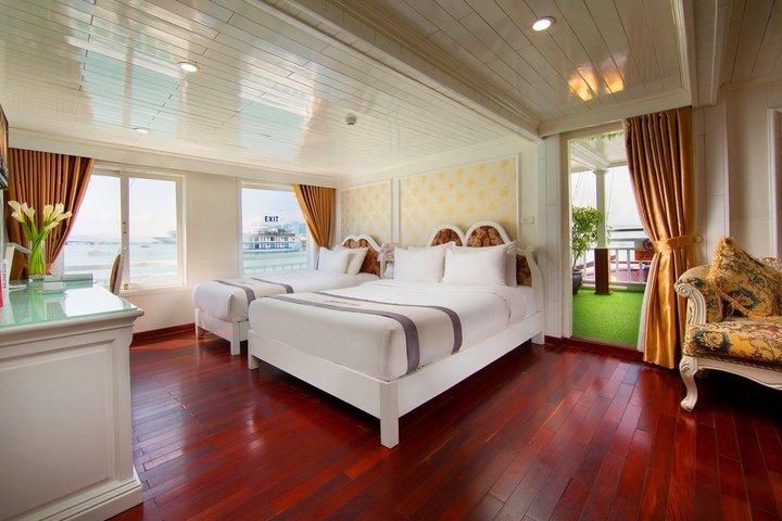 Hanoi : Bai Tu Long Bay with Signature Cruises 2D1N Tour