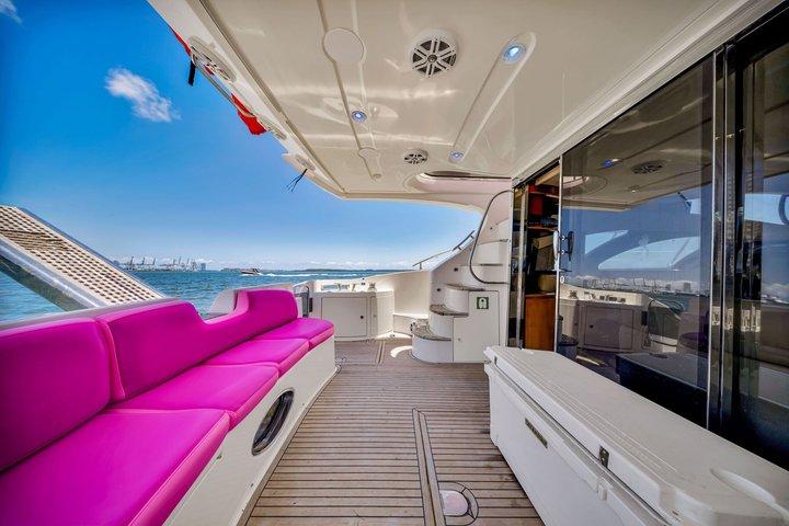 60ft Pink Yacht + 2 Jet skis Luxury Rental 13 Ppl Max | Miami