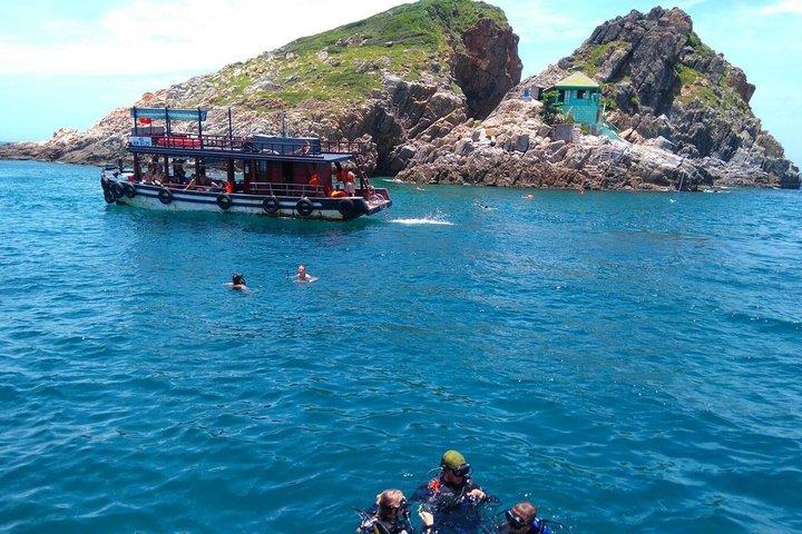 Hon Mun Island Snorkeling Tour with BBQ Lunch Nha Trang