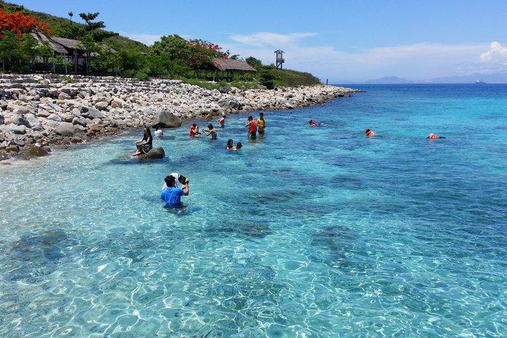 Hon Mun Island Snorkeling Tour with BBQ Lunch Nha Trang