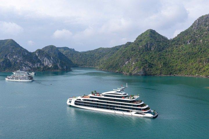 Ha Long and Lan Ha Bay 3D2N Luxury Cruise with Celina from Hanoi