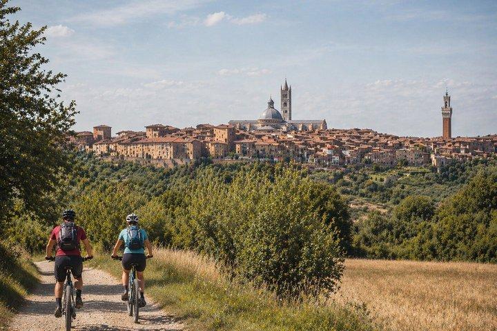 Siena and its hills ebike tour virtual guided