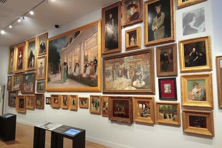 Paris Carnavalet Museum Guided Tour