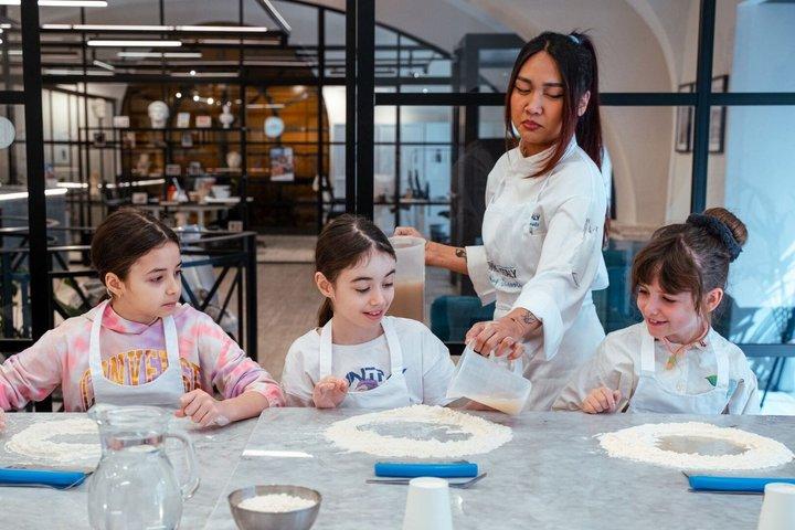 Rome Pizza or Pasta Cooking Class Gelato Tasting & Unlimited Wine