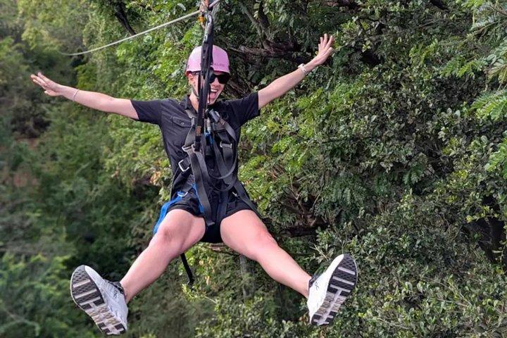 3 Zipline Adventure with Waikiki Transportation