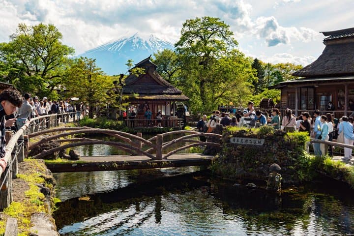 From Tokyo: Mt. Fuji, Hakone, Owakudani & Lake Ashi Bus Tour