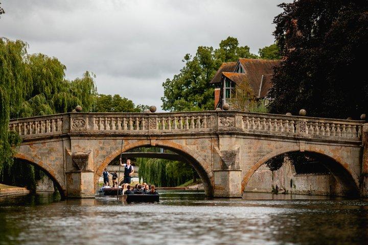 Shared Guided Punting Tour of Cambridge