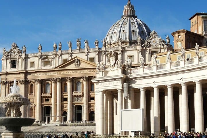 St. Peter’s Basilica Entry Ticket with Art Highlights