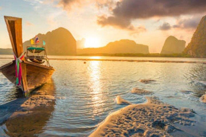 Sunset and Bioluminescent Plankton Boat Tour From Koh Lanta