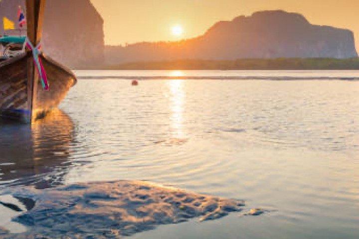 Sunset and Bioluminescent Plankton Boat Tour From Koh Lanta