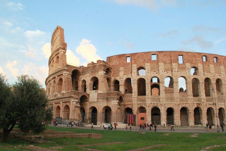 Colosseum Tour Semi Private Rome Experience