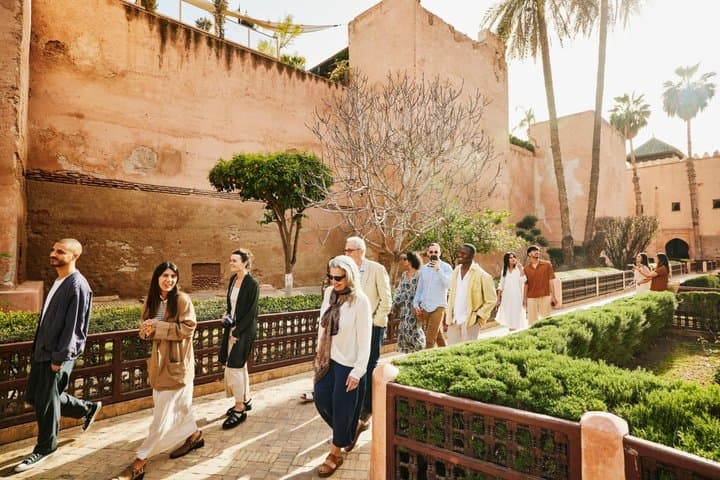 Marrakech: Bahia Palace, Saadian Tombs, Medina & Souks Tour