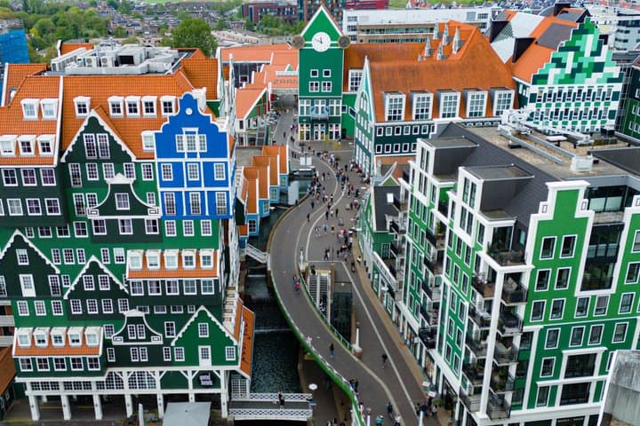 Amsterdam: Zaanse Schans, "Lego-houses" and Volendam Tour