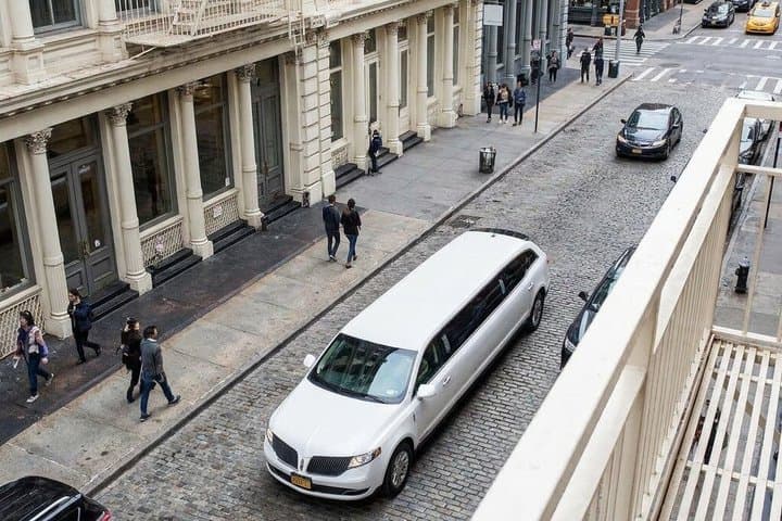 Top Rated Private New York Highlights Tour by Stretch Limousine
