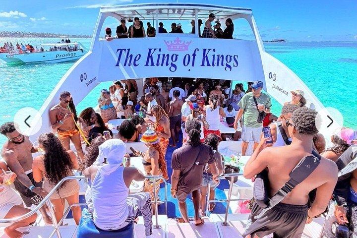 Luxury Yacht Party: Hip Hop & R&B — Open Bar Crystal Turquoise