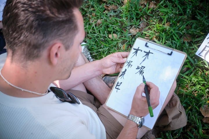 Calligraphy Workshop Tokyo | Write favorite phrase and Take Home